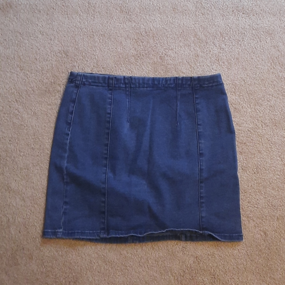 Denim skirt
